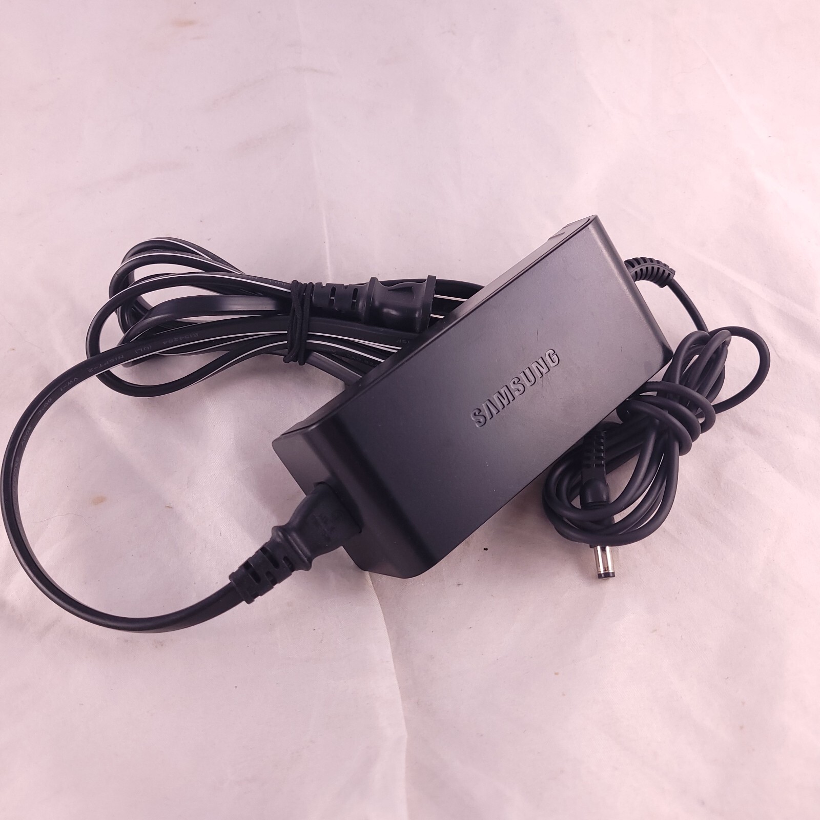 Samsung Geuine UAPU2 AC Adapter 12V 1.5A ITE Power Supply B5