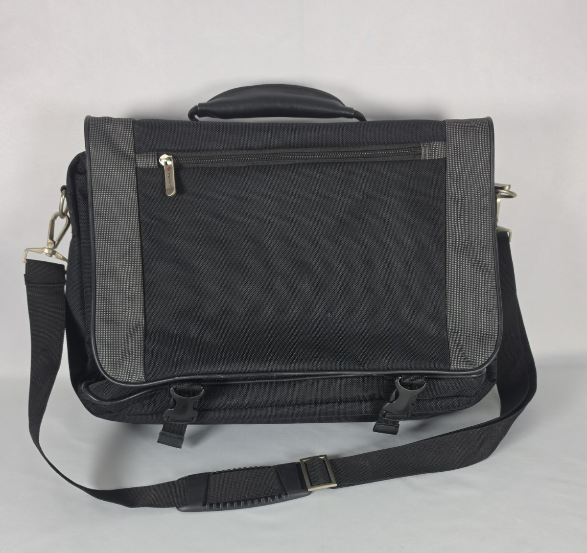 Foray Computer Briefcase Bag Black/Grey
