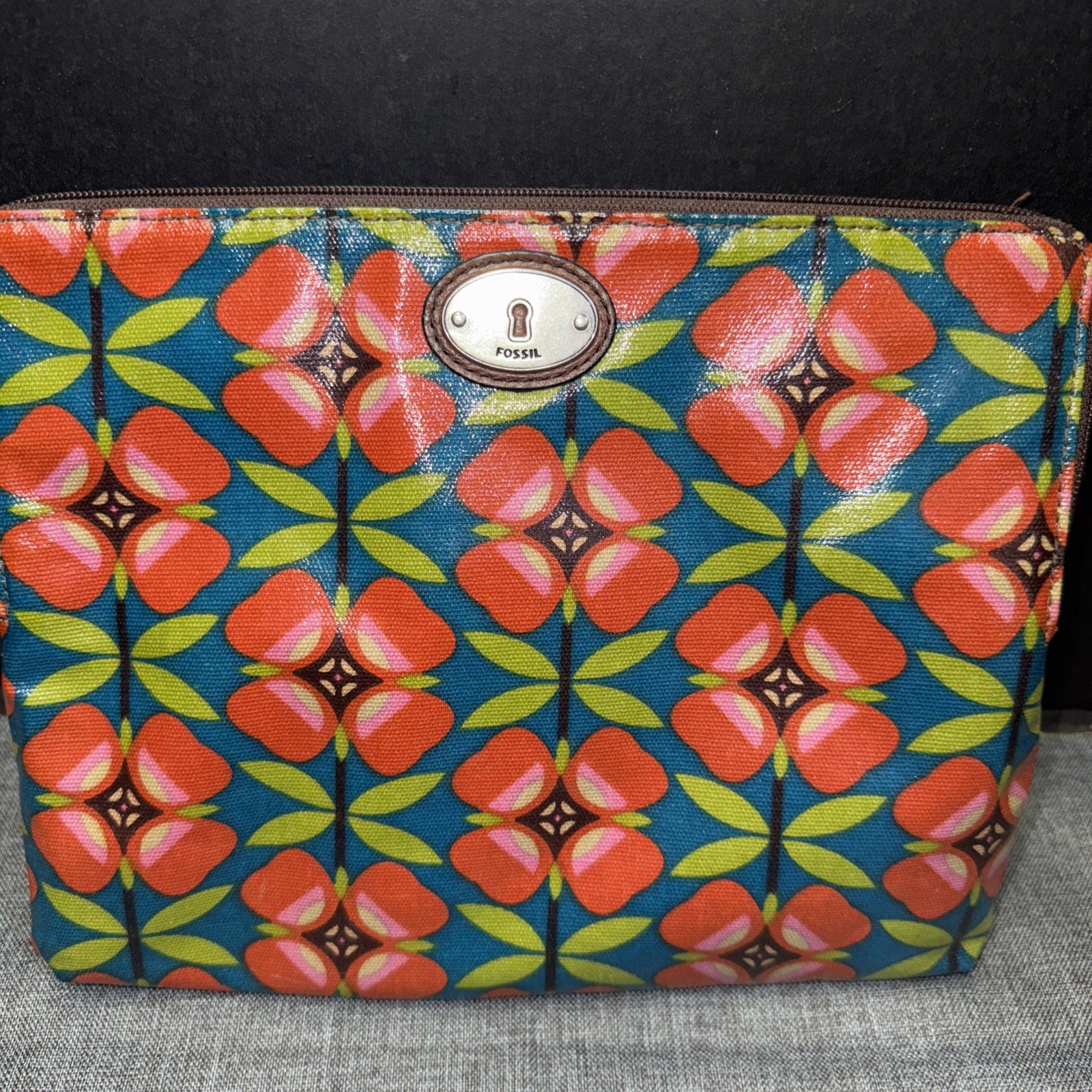 Fossil Zipper Case Tablet iPad Key-Per Floral Red Blue Green Pattern 10.5 x 8.5"