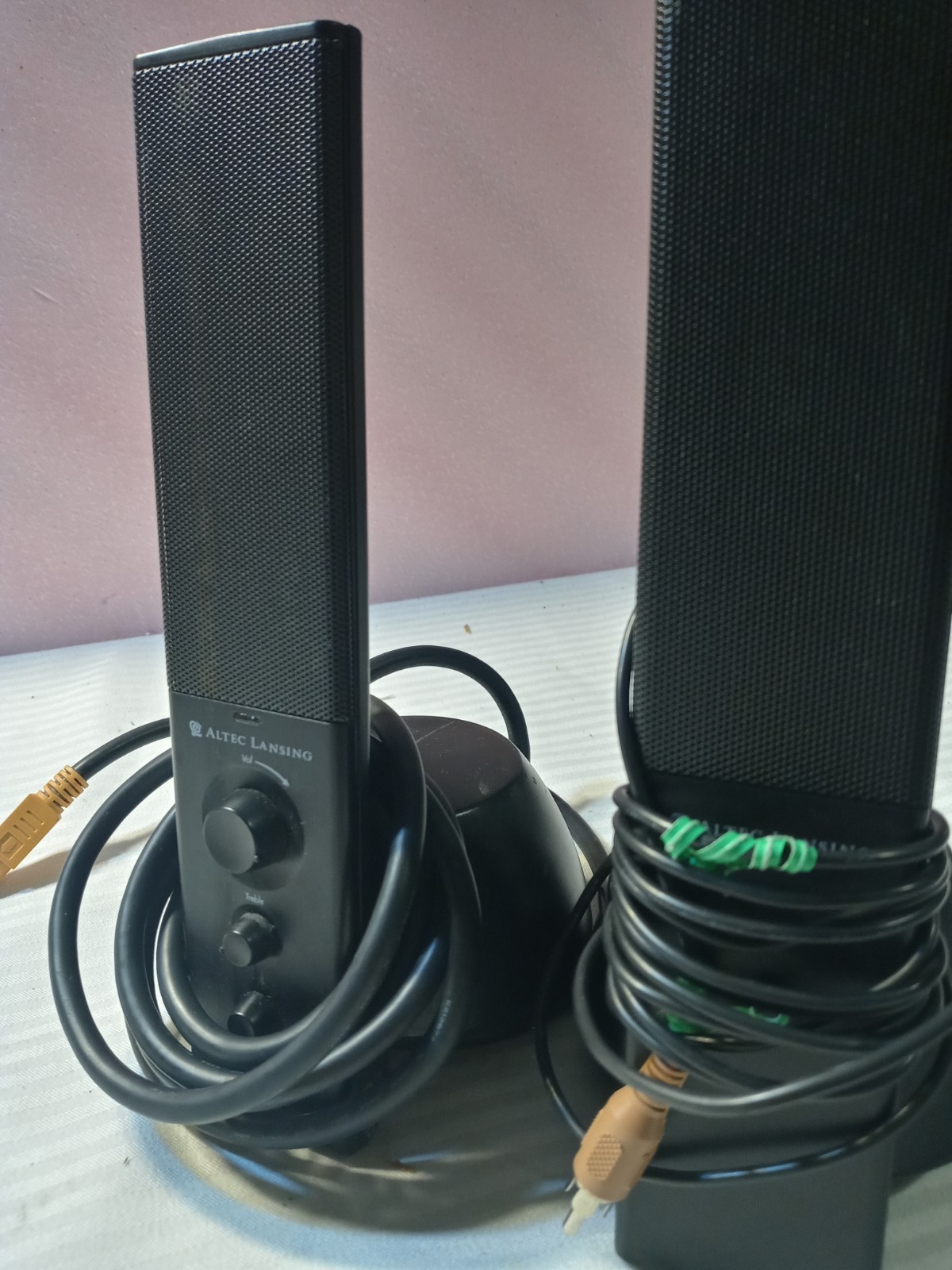Altec Lansing VS4121 2.0 Wired Computer Speakers Black Powered Audio System