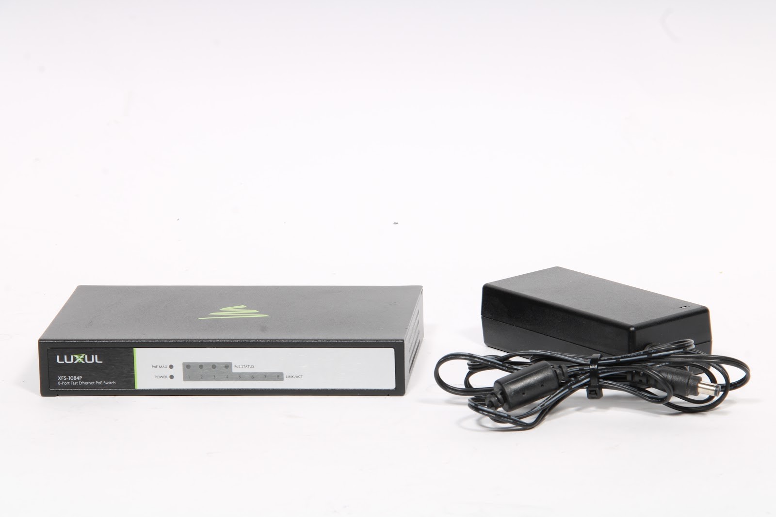 Luxul XFS-1084P 8-Port Fast Ethernet 10/100 PoE Network Switch Legrand AV
