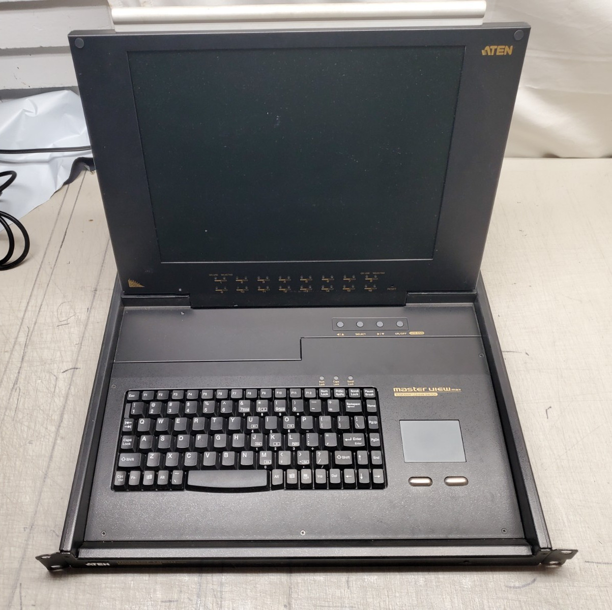 ATEN ACS-1216L 16-Port Max SlideAway LCD KVM Switch MasterView Max No PS