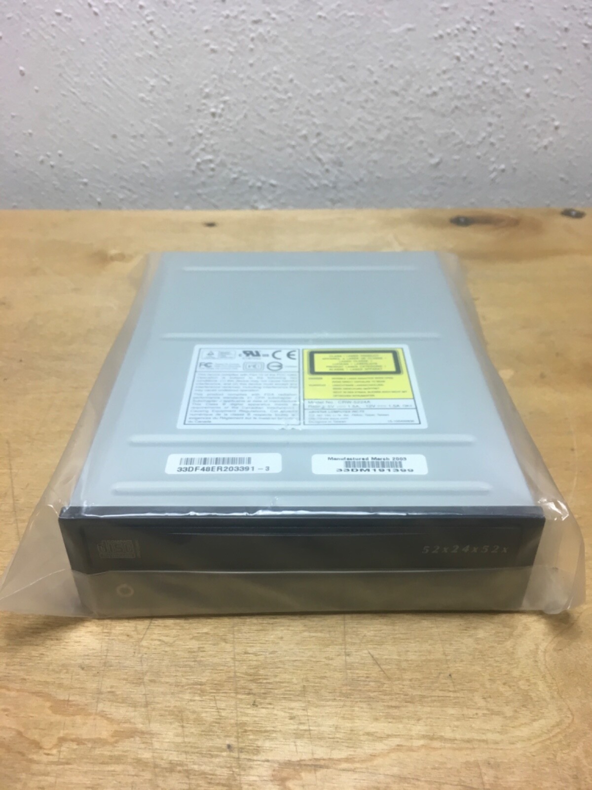 ASUSTek  CR-ROM ReRutable CRW-5224a 52x24x52x Compact Disk  Ultra Speed#23