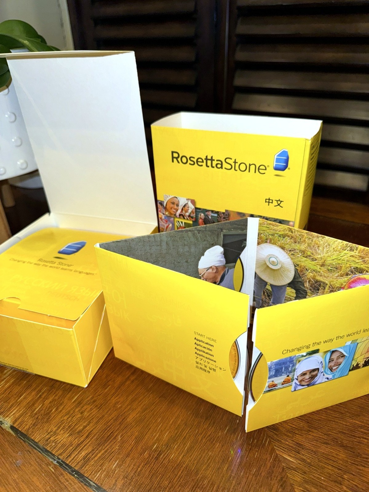 Rosetta Stone Mandarin Chinese Levels 1-5 TOTALE V4 CD Set – No Headset