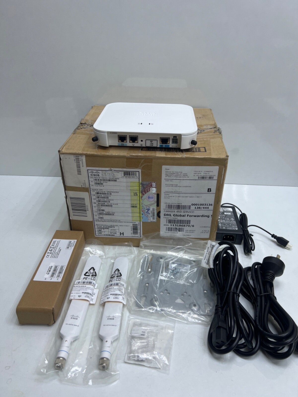 CISCO CG522-E 5G Sub-6 GHz Cisco Cellular Gateway ( 2 Antenna Only )