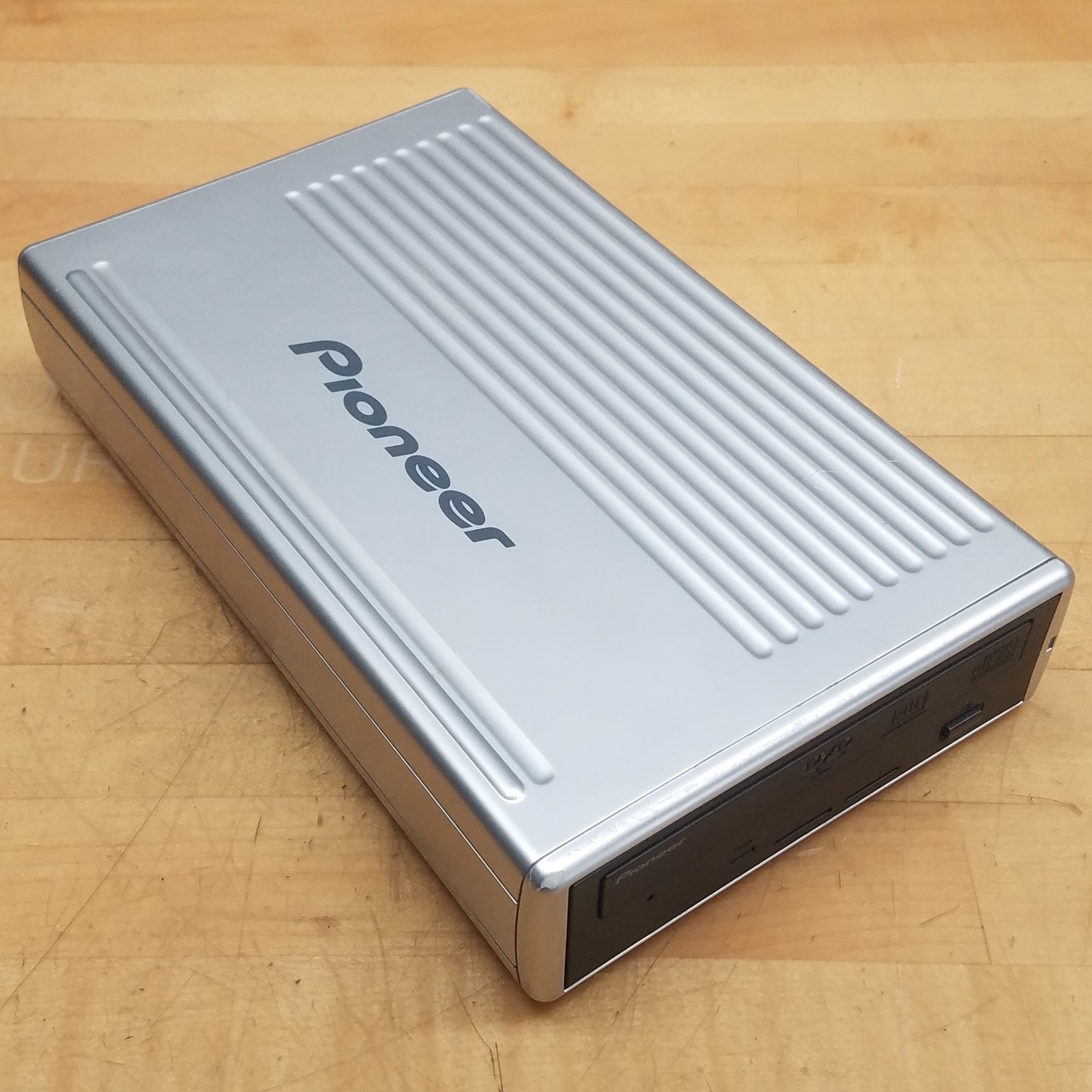 Pioneer DVR-S606 Disk Drive, DVD R/RW, USB 2.0, DC 12V - USED
