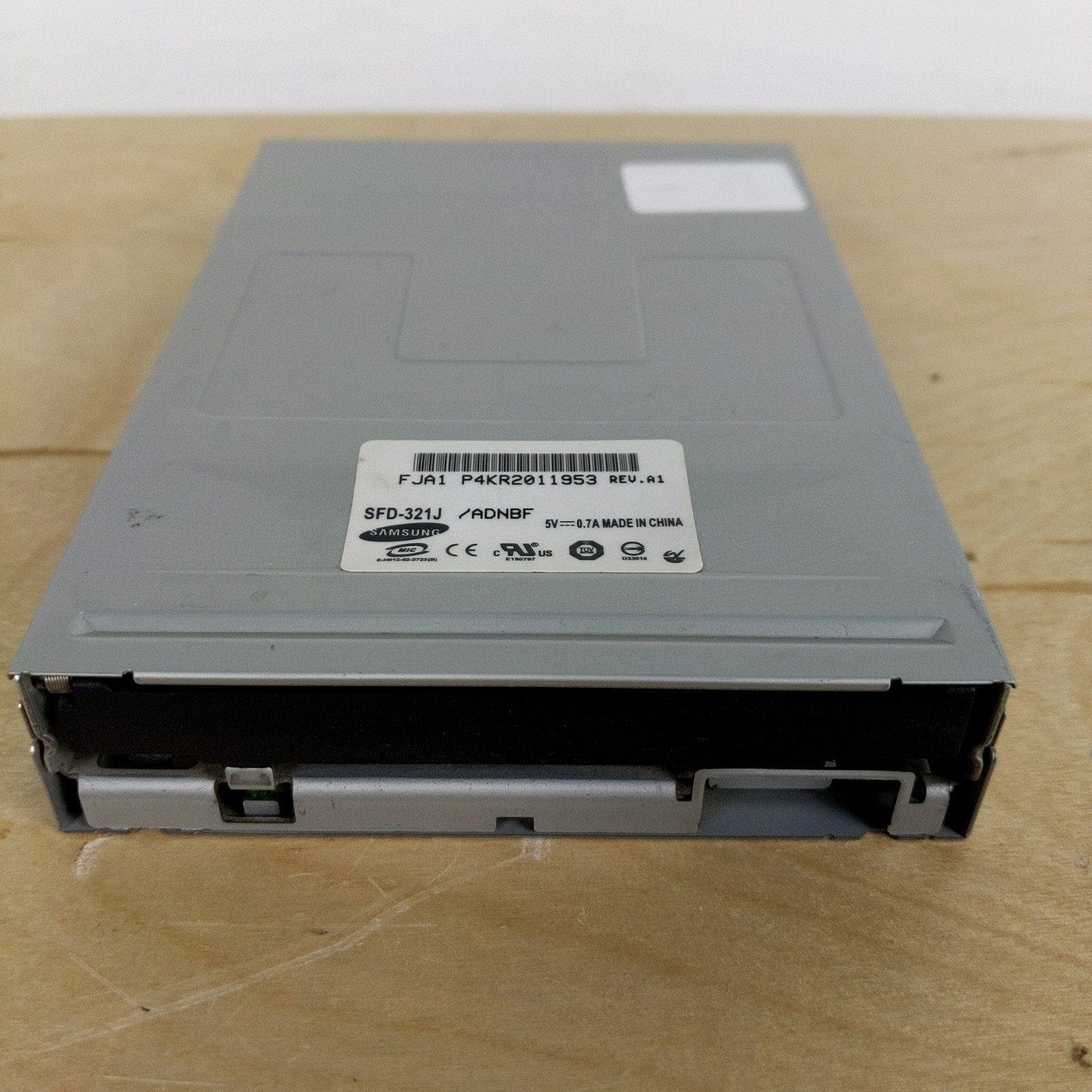 Samsung SFD-321J /ADNBF 3.5" Floppy Drive Tested Working Good Condition