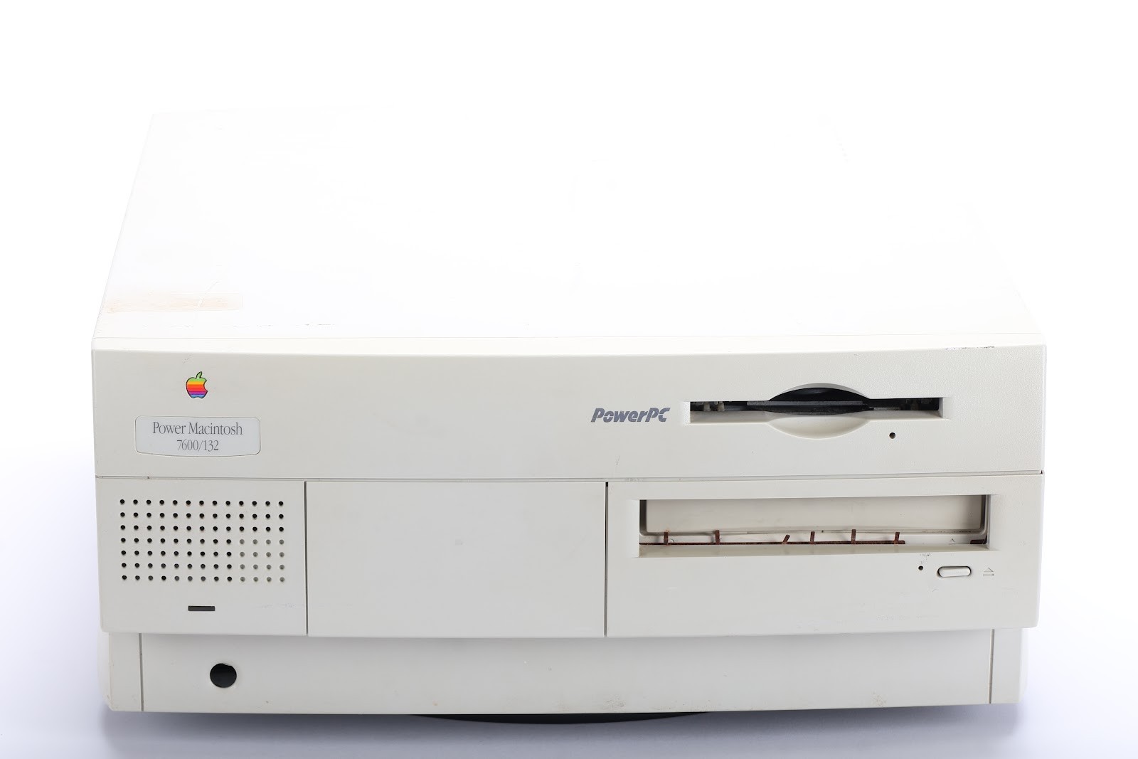 Apple M3979 Power Macintosh 7600/132 Computer - Missing Power Button