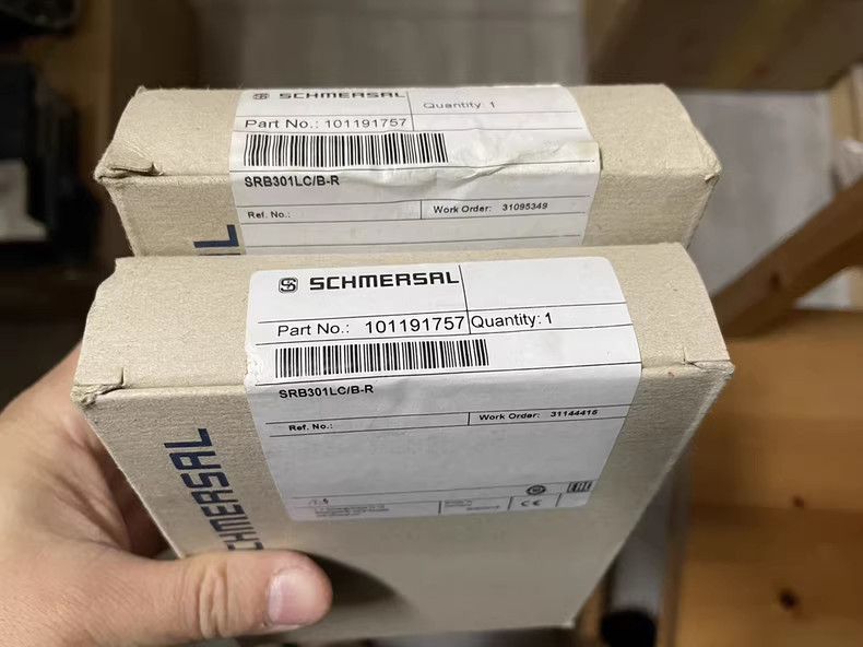 1 Pcs Brand New SCHMERSAL SRB301LC/B-R Safety Relay Fast shipping DHL/Fedex