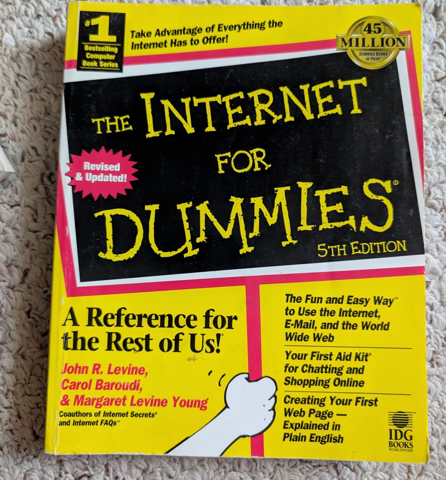 IDG Books The Internet For Dummies 2nd Edition Trade Paperback English