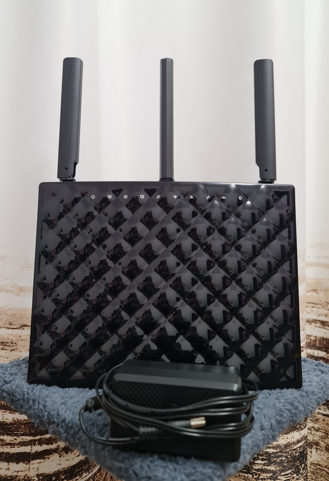Router Wifi Tenda AC15/1900