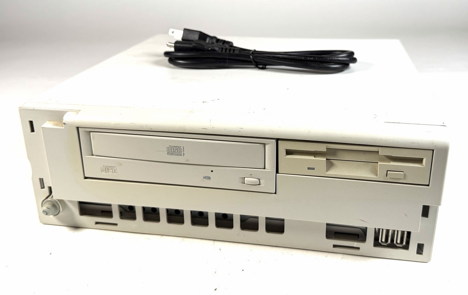 Gateway FLEXATXSTC BRO ESSENTIAL 300s PC Power Tested