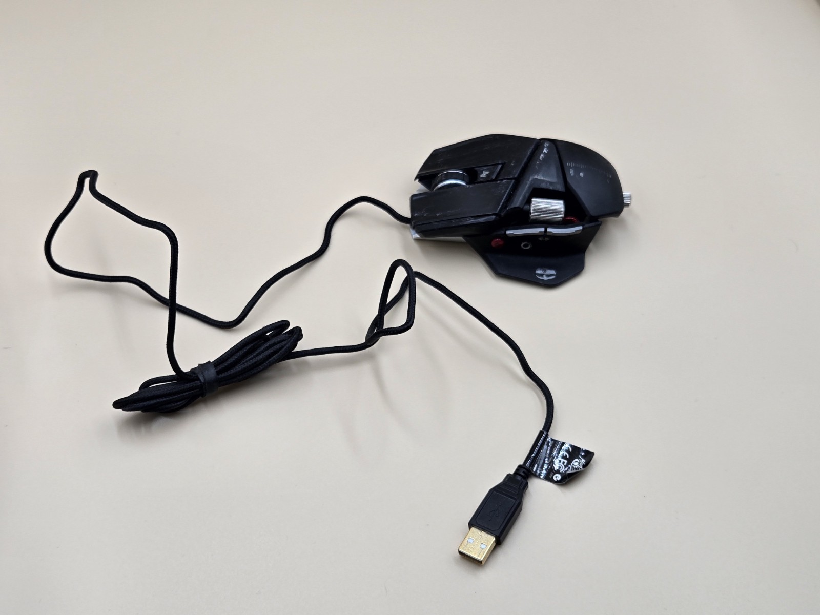 Mad Catz Cyborg R.A.T. RAT 5 Wired Gaming Mouse. Shows Wear. Works Great.