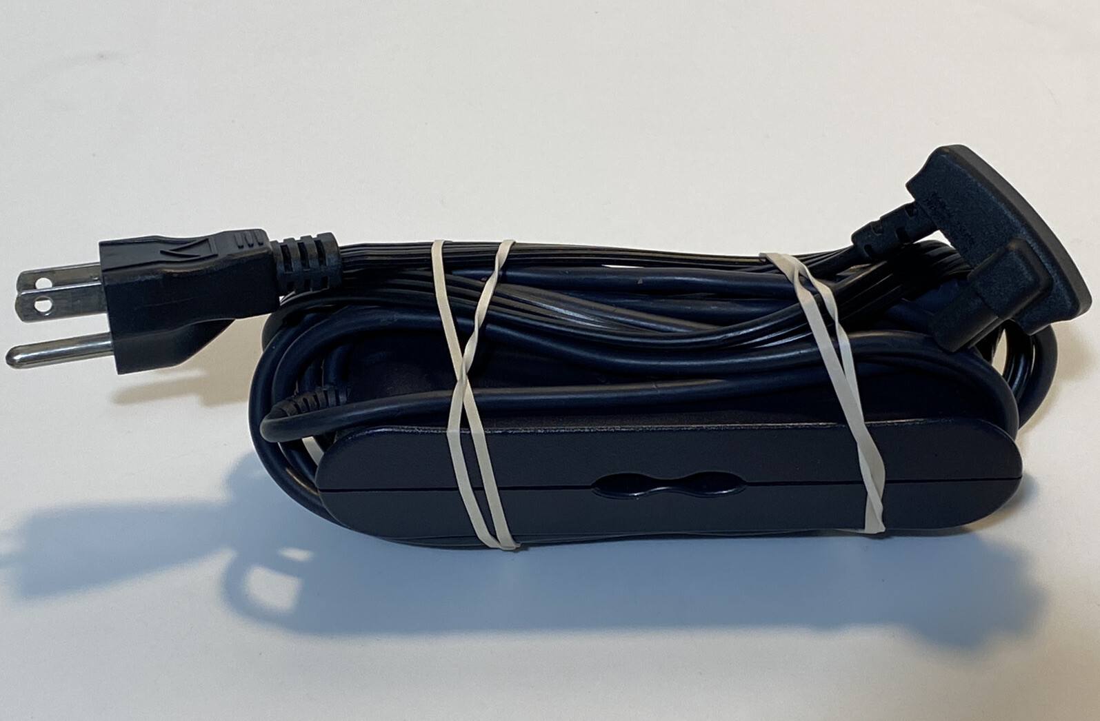 DELL ADP-65JB B F8834 19.5V 3.34A Notebook Ac Adapter - Original OEM