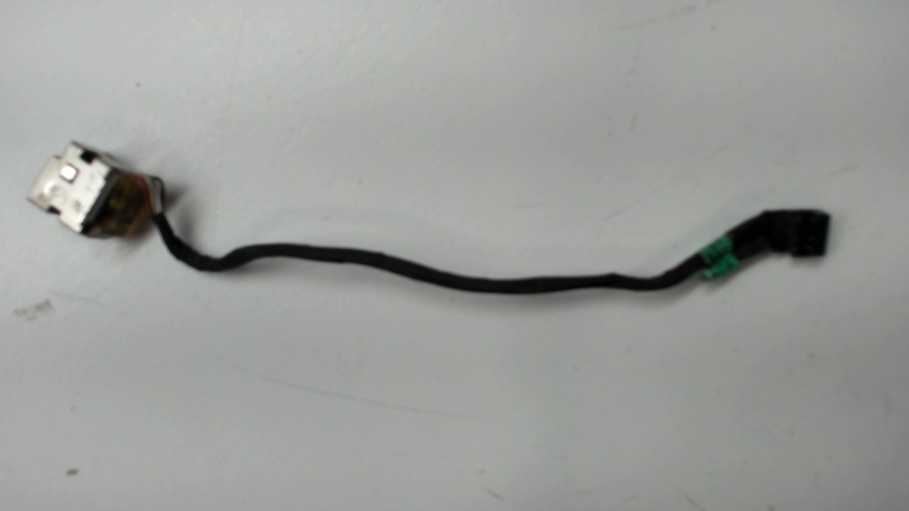 DC-IN POWER CONNECTOR