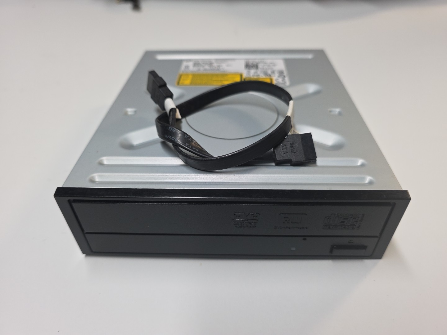 HL H-L Data Storage  Super Multi DVD Rewriter Sata + SATA CABLE