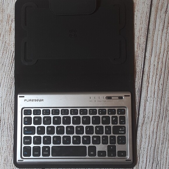 Puregear tablet folio with bluetooth keyboard fits 7-8"