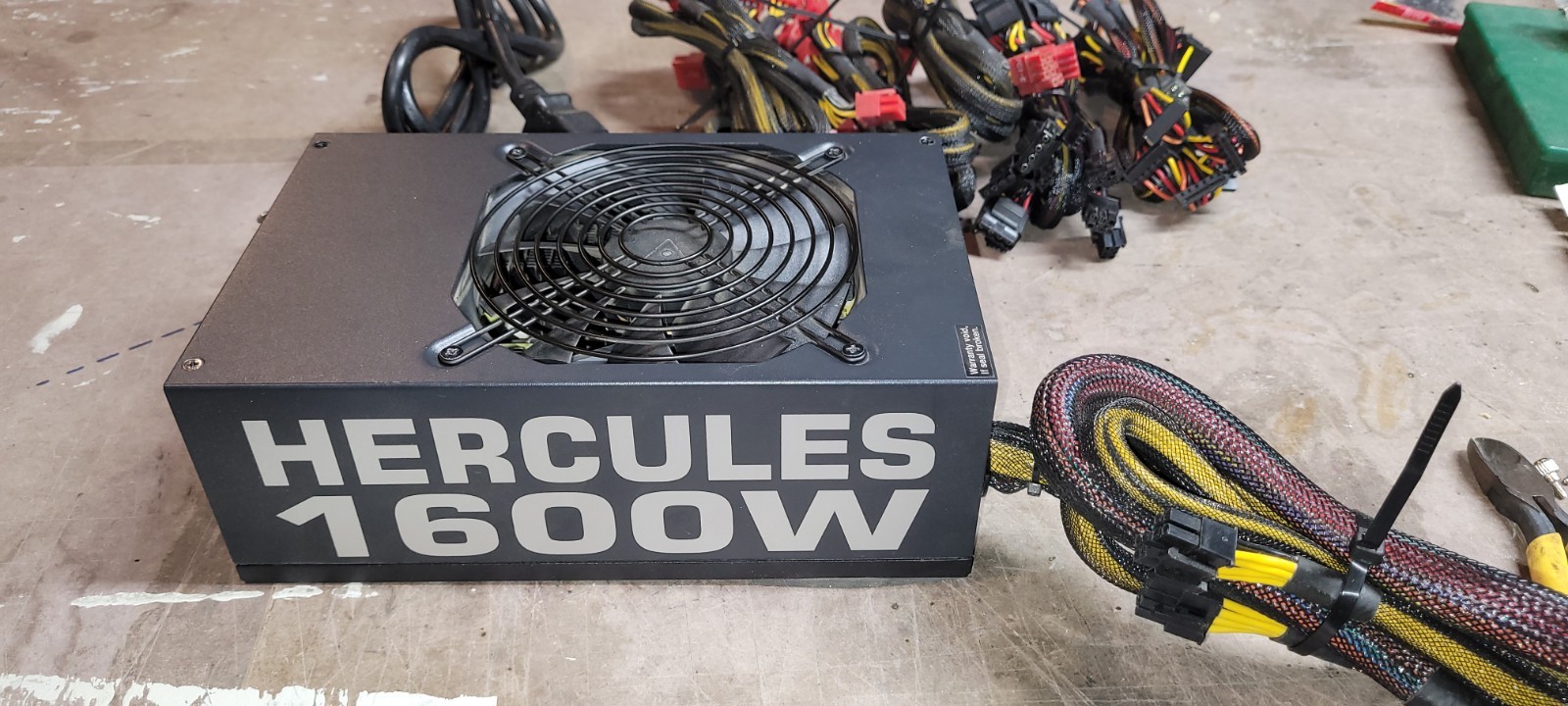 Rosewill Hercules 1600W Power Supply PSU 80 PLUS Gold