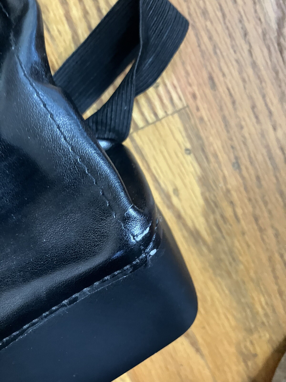 Used Moleskine ID Collection Messenger Bag Black Up to 11'' Device