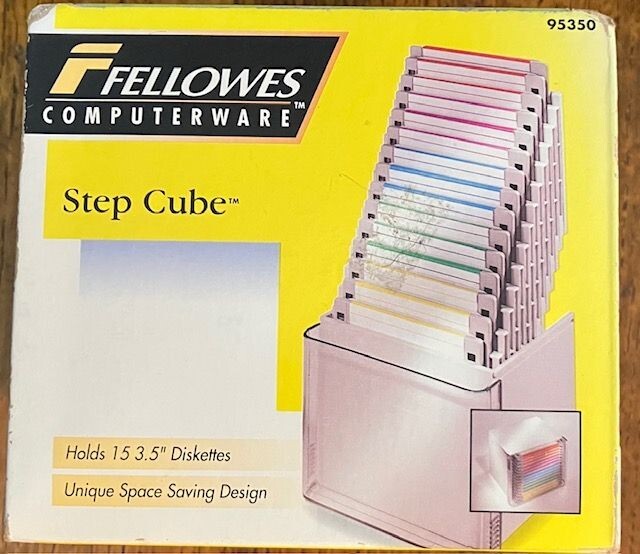 Fellowes Computerware Step Cube : 15 3.5" Floppy Disks 95350 - Sealed w/Box Wear