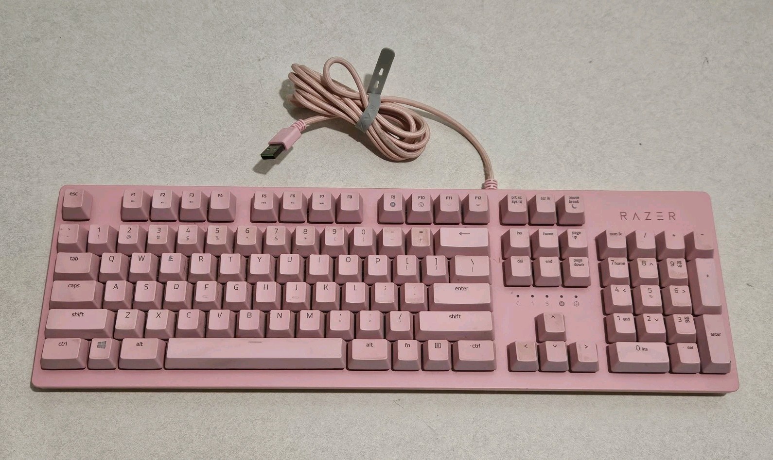 Razer RZ03-0252 Huntsman Quartz Opto-Mechanical Switches Gaming PINK - Working