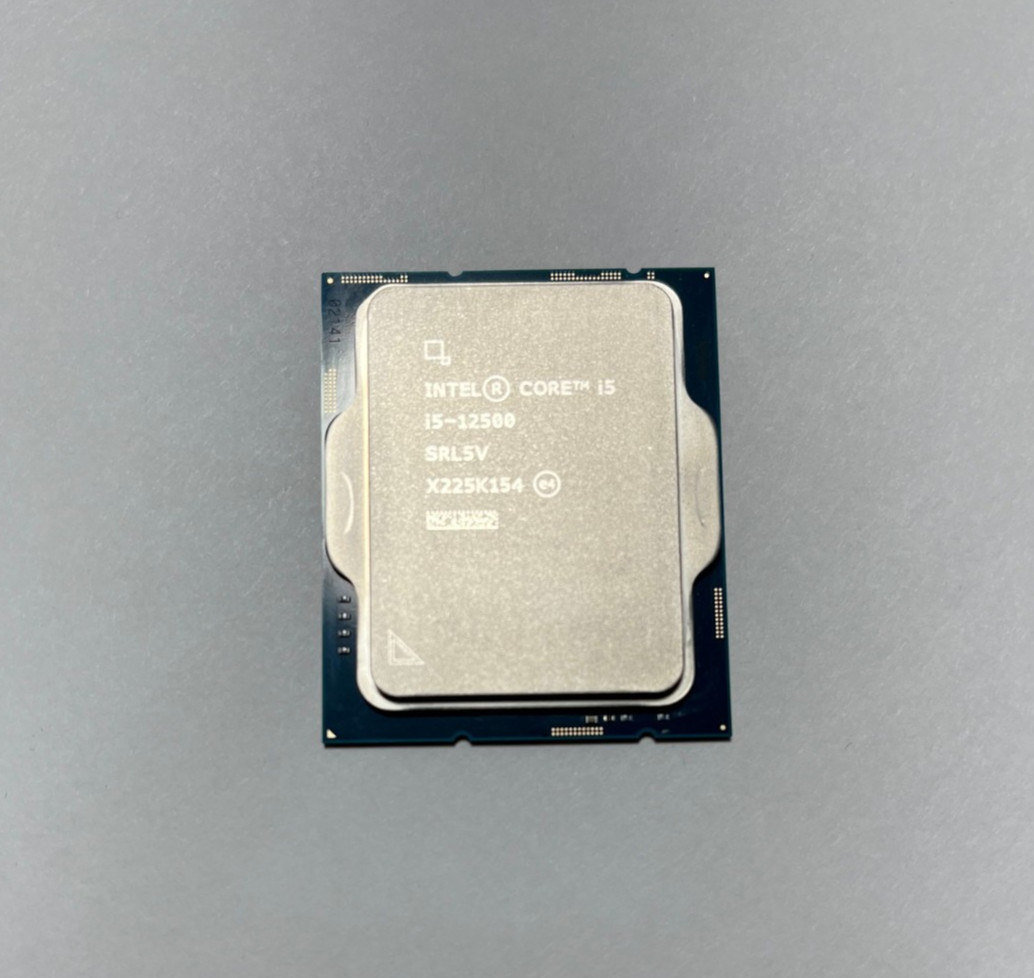 Intel Core i5-12500 (3 GHz, 6 Core, LGA1700) Desktop CPU Processor SRL5V