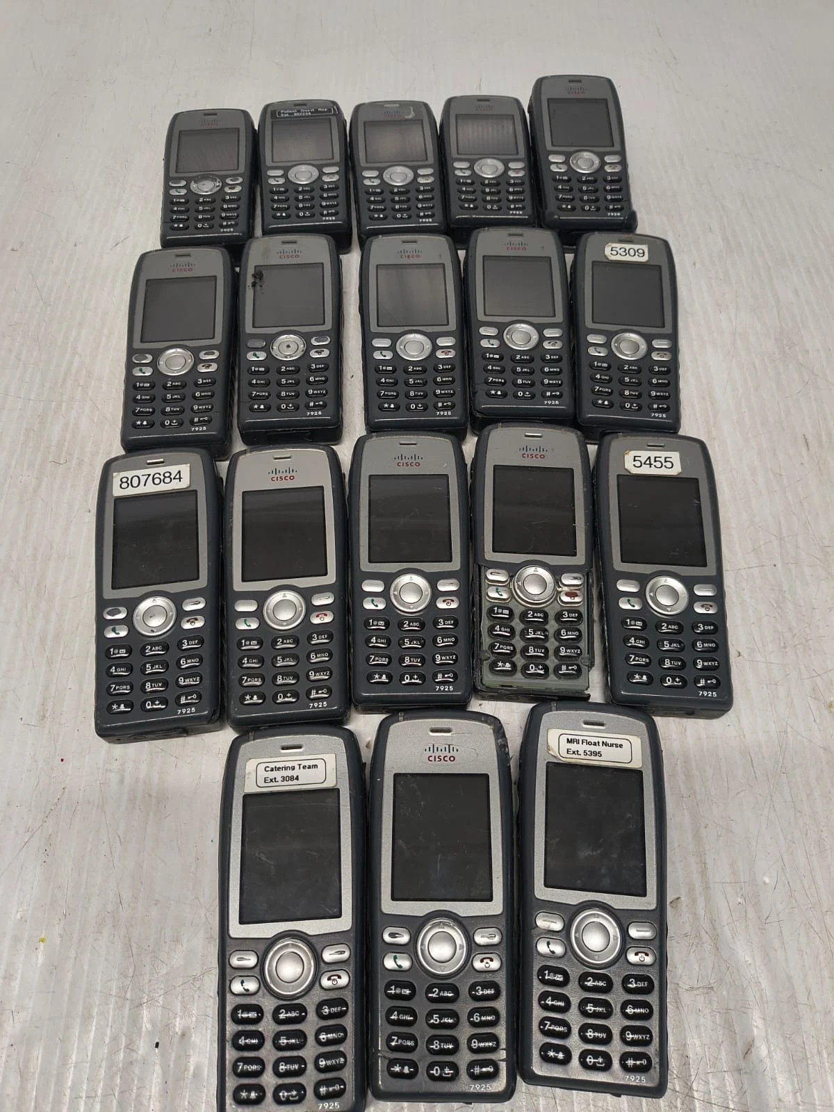 Cisco 7925 Wireless Phone CP-7925G LOT OF 18 FOR PARTS 