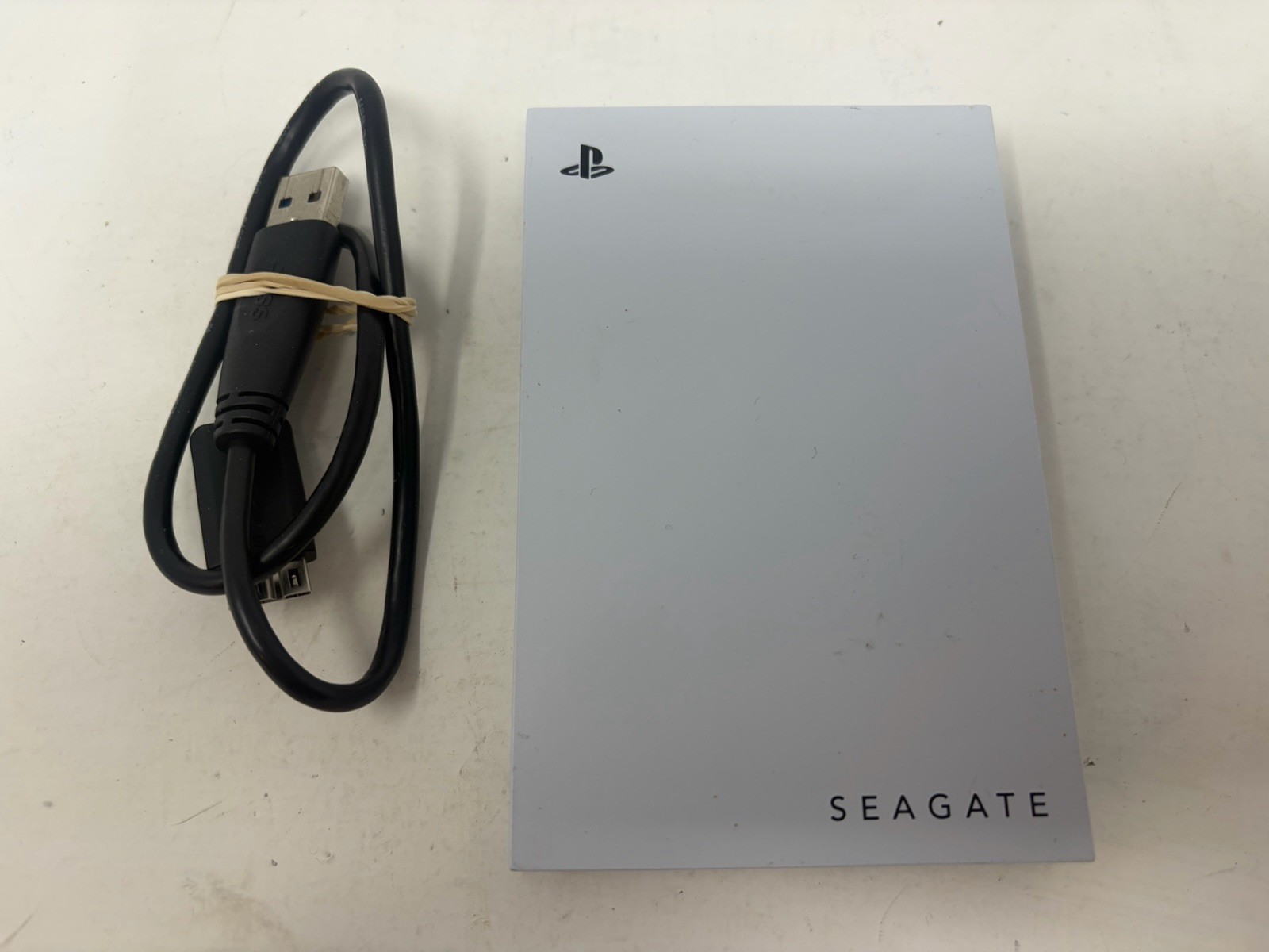 Seagate Model SRD0LF0 White 2TB External Hard Game Drive Gaming Working  W/ Cord