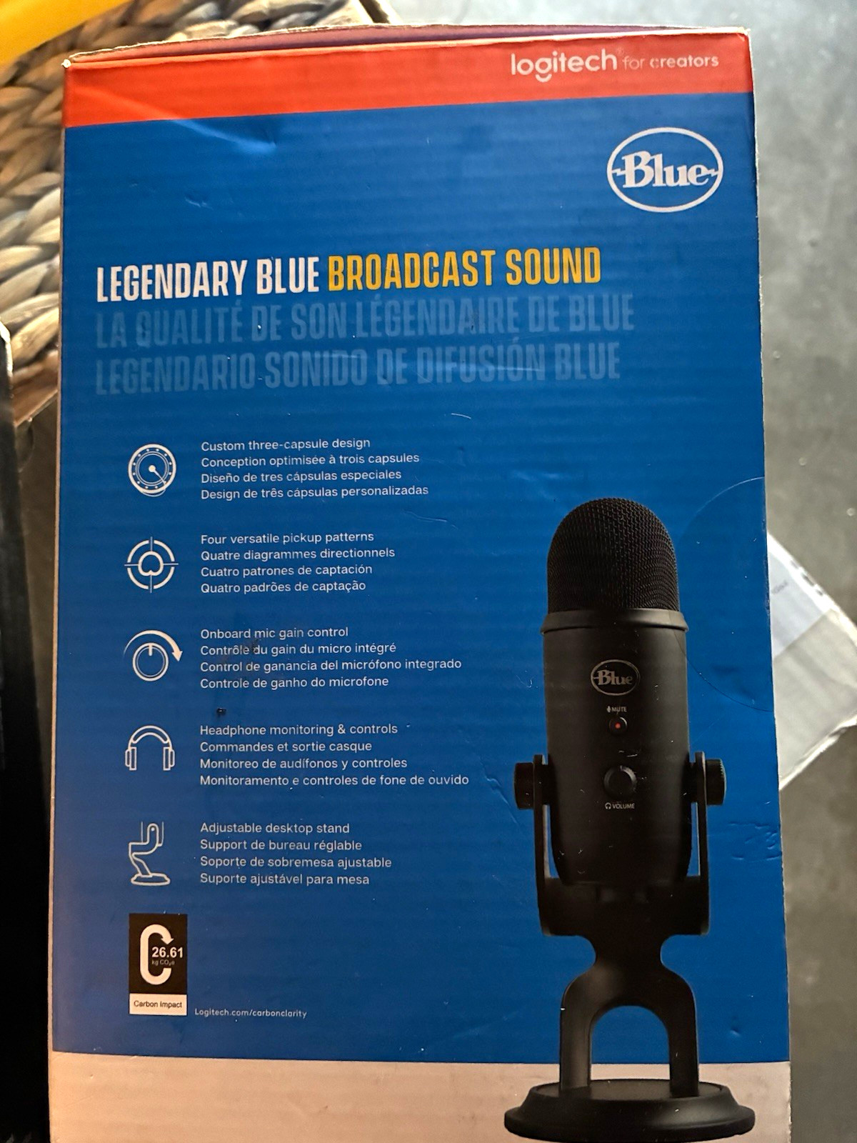 Blue Yeti USB Multi-Pattern Mic Black w/ Mute, Headphone Monitoring, Stand