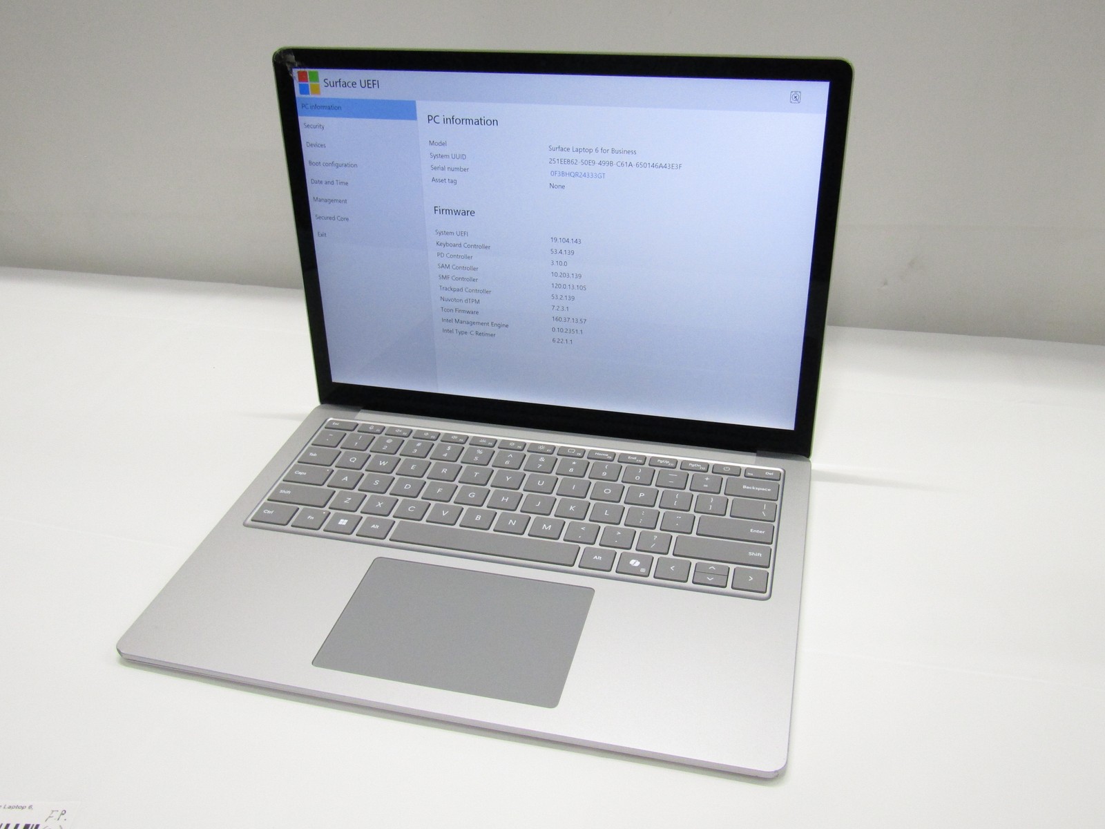 Microsoft Surface Laptop 6 3.80GHz Ultra 5 135H 8GB RAM 256GB SSD NO OS Cracked