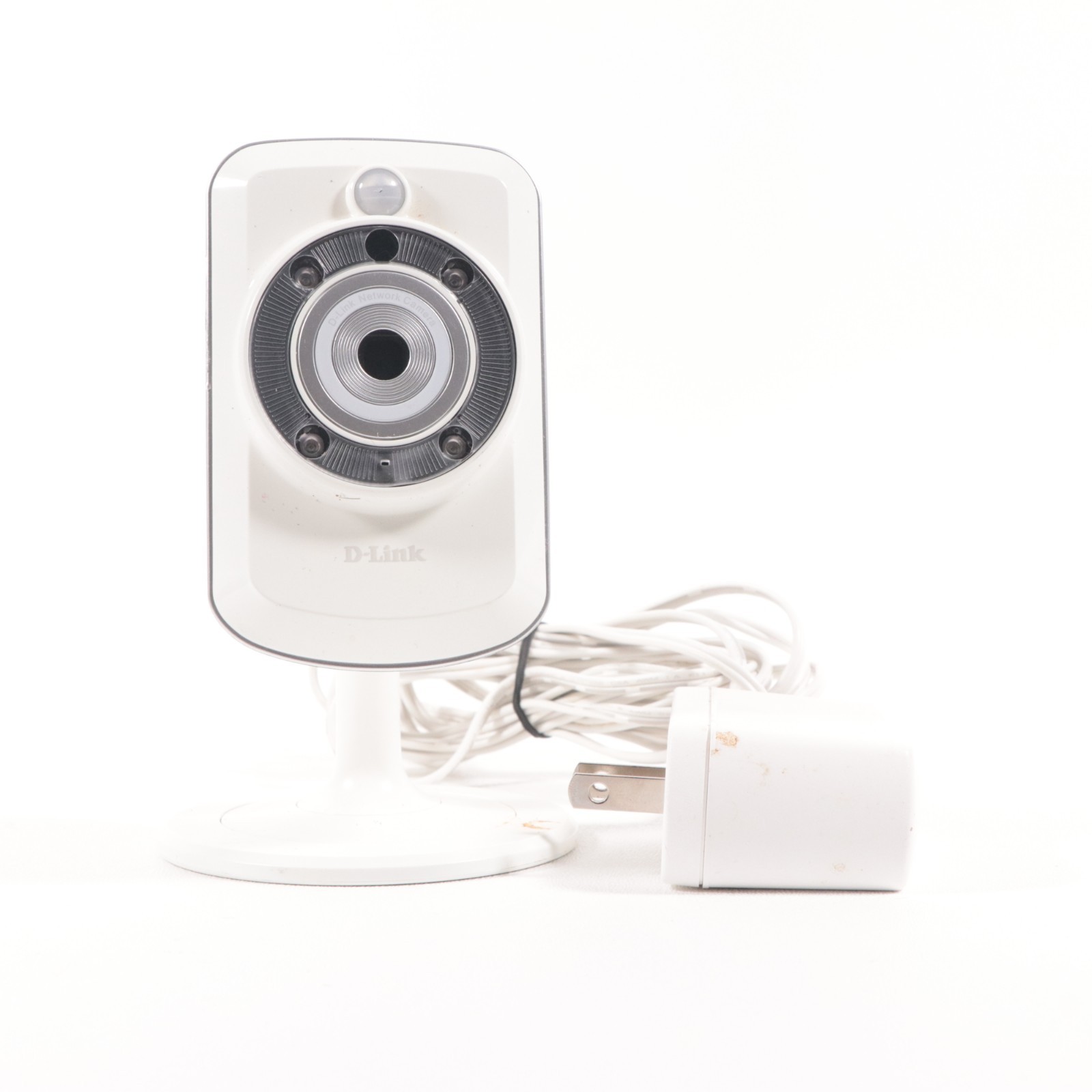 D-Link DCS-942L Web Cam Day/Night Wi-Fi Network Cloud Camera W/ Long Cable