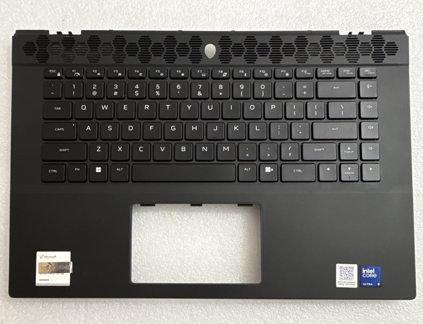 New Dell ALIENWARE M16 R2 Palmrest W Backlit US Keyboard C1MH5 0C1MH5 ST