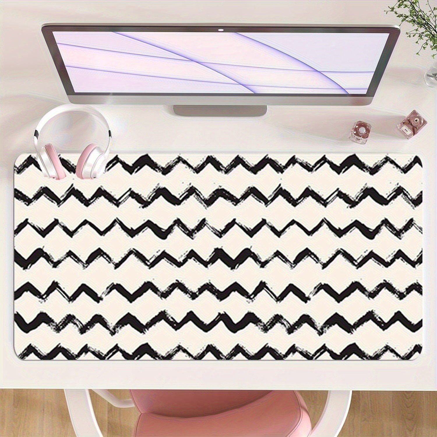 1pc Black And White Pattern Office Laptop Keyboard Learning Mat | Non-Slip Mou