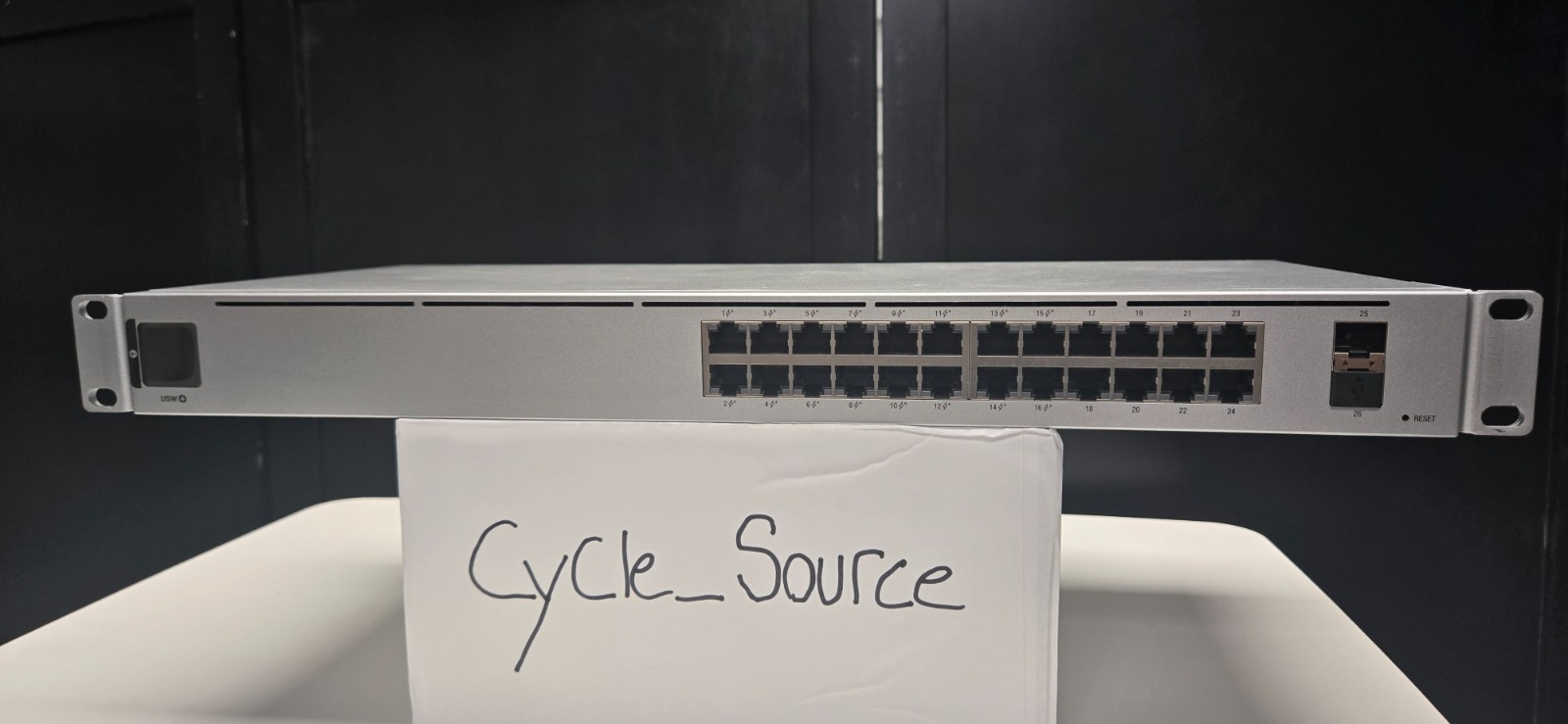 Ubiquiti Networks UniFi Switch 24-Ports PoE 1000Mbps Switch