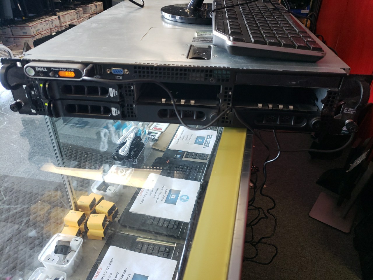 Dell PowerEdge 2950 EMS01 Rack Server 4GB RAM Dual Power Supply 