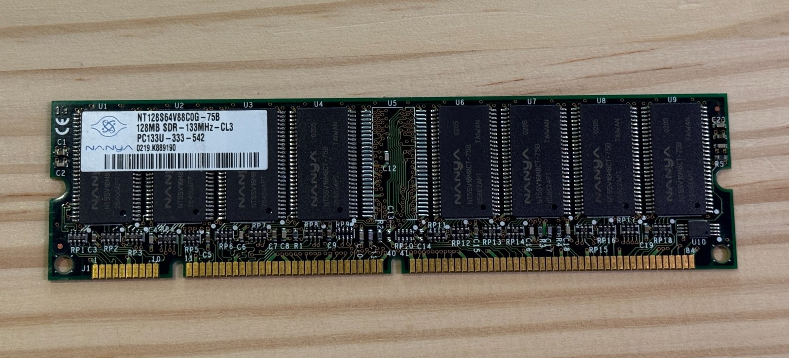 NANYA 128MB Memory SDR-133MHz-CL3 PC133U-333-542 NT128S64V88C0G-75B