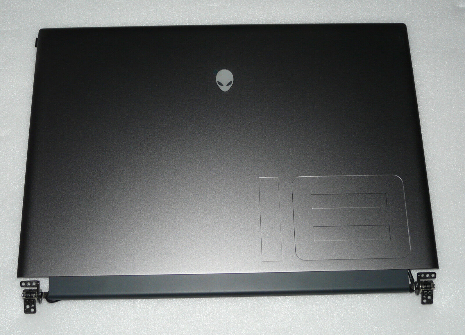 NEW GENUINE ALIENWARE M18 R1 R2 QHD+ 18" LED 165Hz COMPLETE SCREEN XW8YM 0XW8YM