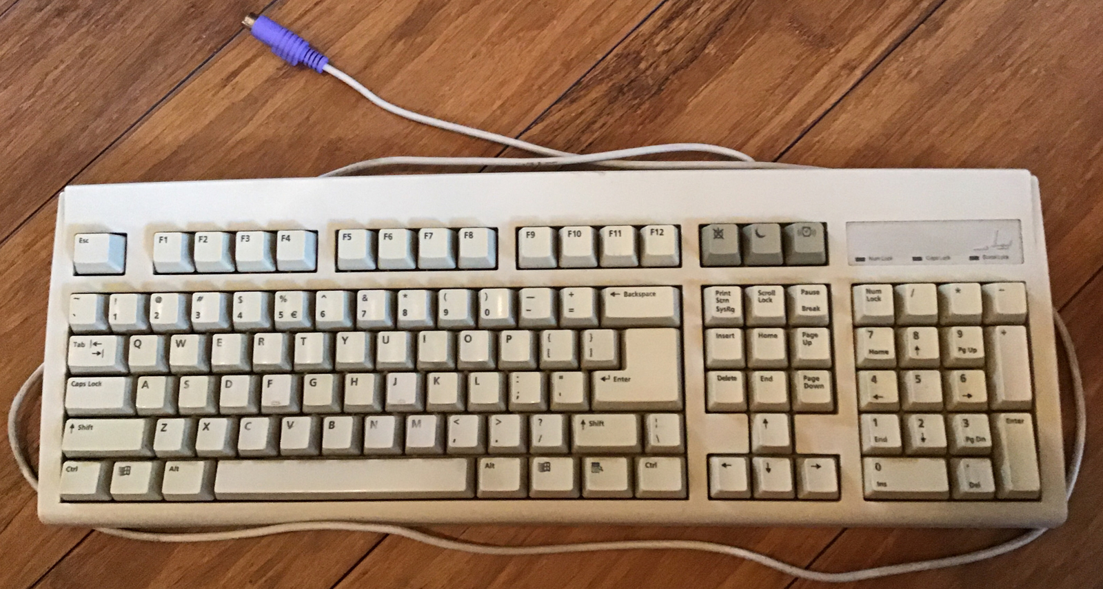 Vintage BTC 5201 Wired Keyboard