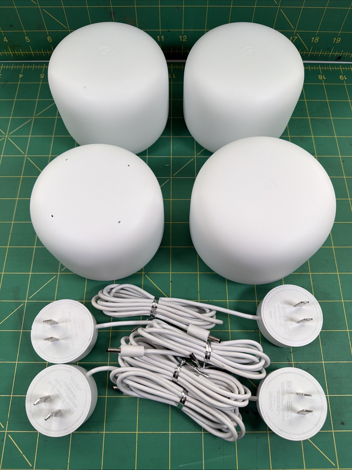Google Nest Wifi AC2200 Mesh 4Pack System  3 Full Routers  1 Extension P G2U