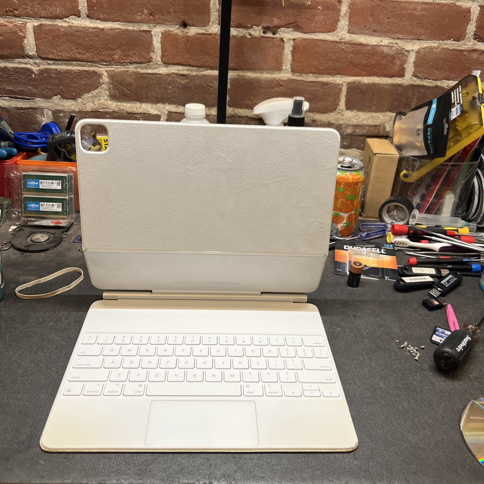 Genuine Apple A2480 Magic Keyboard