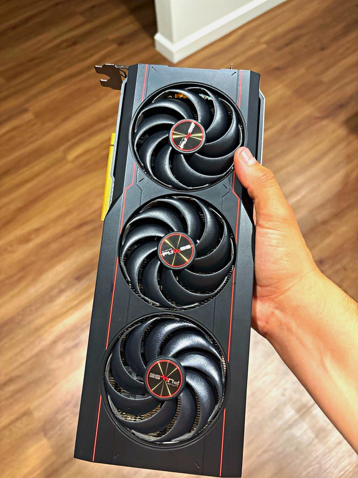 SAPPHIRE PULSE AMD Radeon RX 6800 XT GAMING OC 16GB GDDR6 Graphics Card