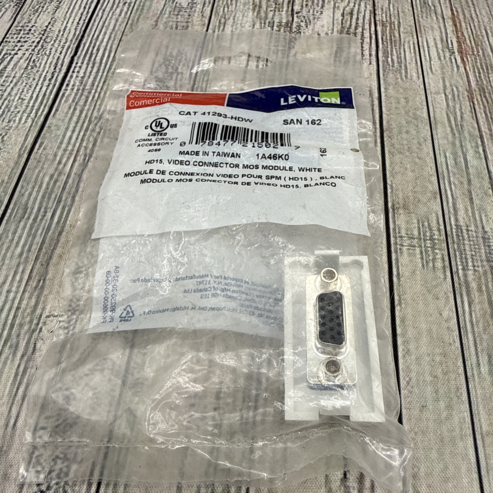 Leviton - CAT 41293-HDW - HD15 - Video Connector MOS Module - White