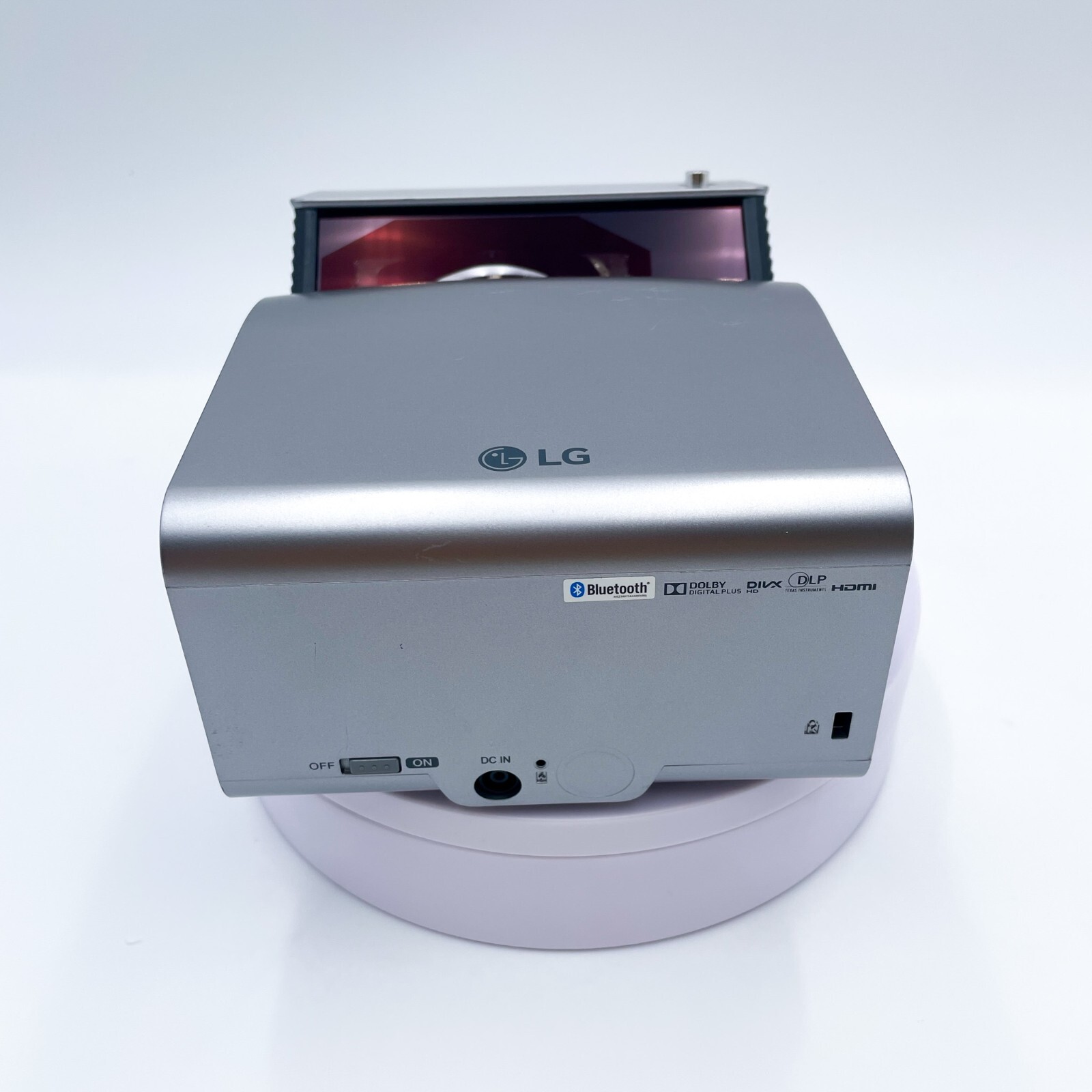 LG Electronics PH450UG LED MiniBeam UST DLP Projector Good Tested Condition