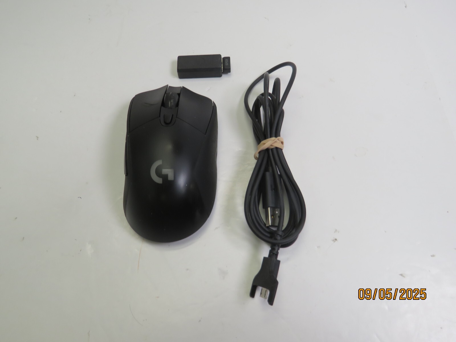 Logitech G703 (910005638) Wireless Gaming Mouse (Minor Ripped Rubber) [DJ712]