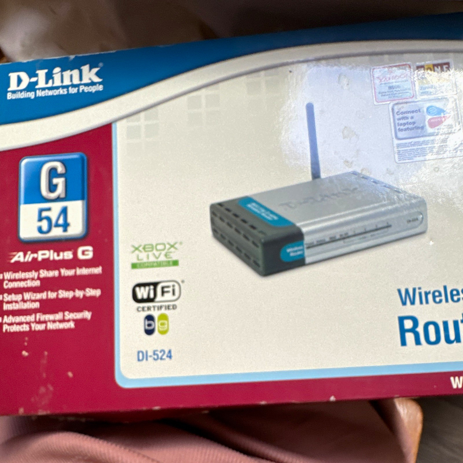 D-Link DI-524 AirPlus G Wireless 802.11g Router 54 Mbps 4-Port Firewall