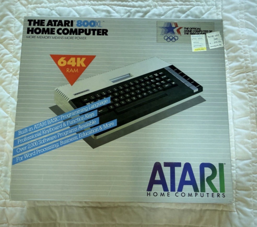 Atari 800XL Home Computer 64k with Original Box Tested/Working