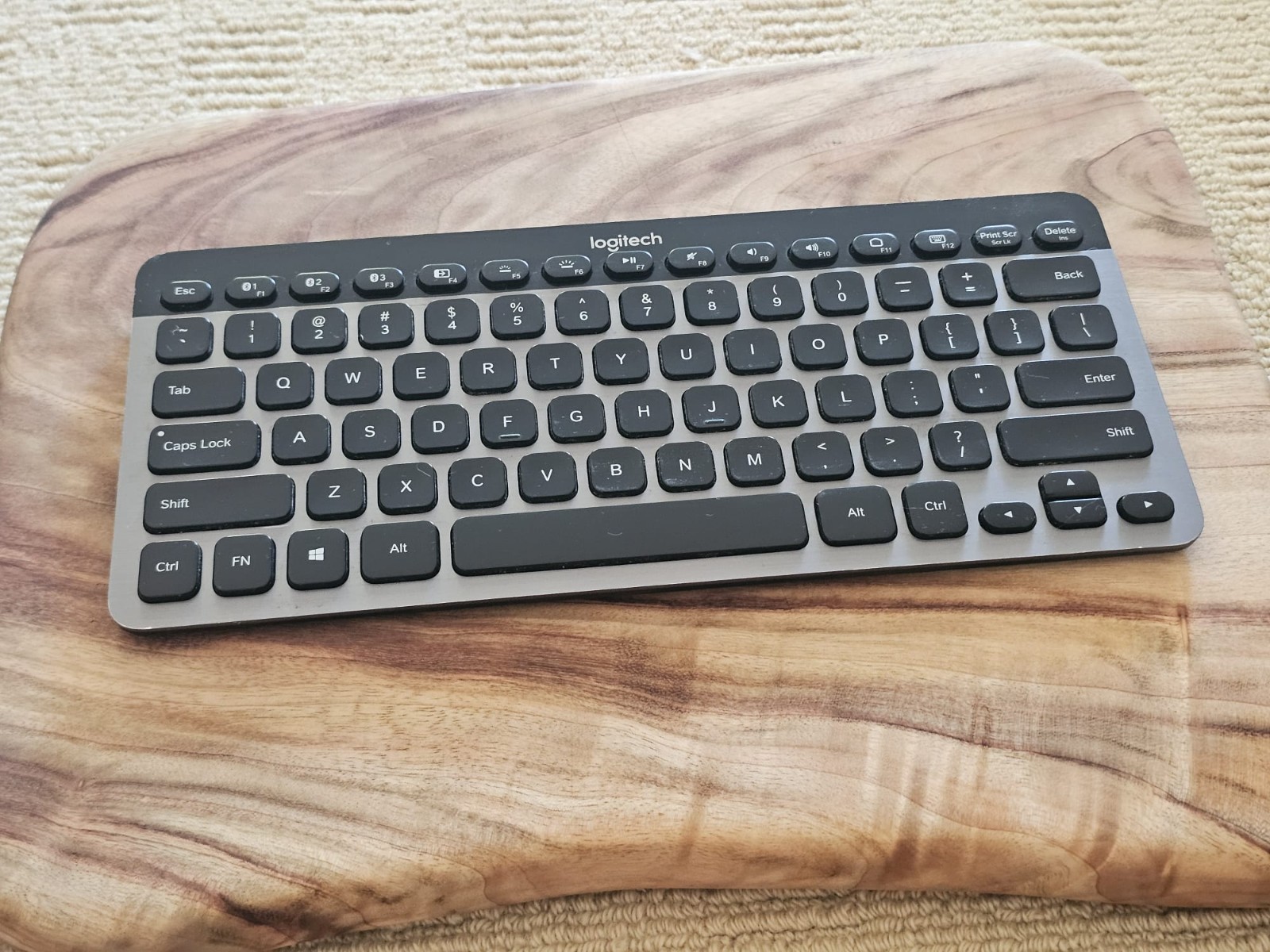 Logitech K810 Illuminated Bluetooth Keyboard Multi-Device Backlit