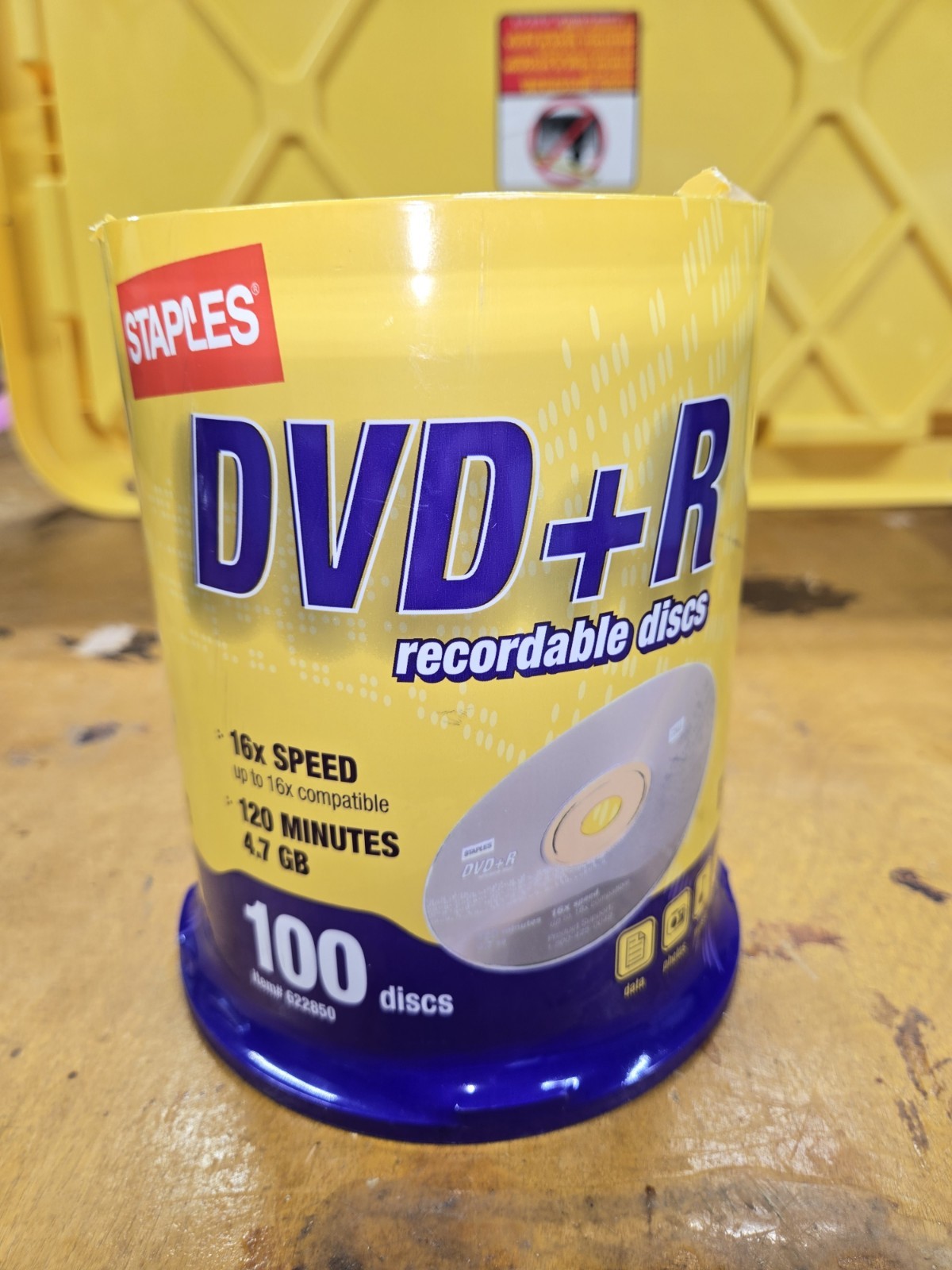 Staples DVD+R Recordable Discs 16X Speed 120 Minute 4.7GB 100 Pack 12734 SEALED