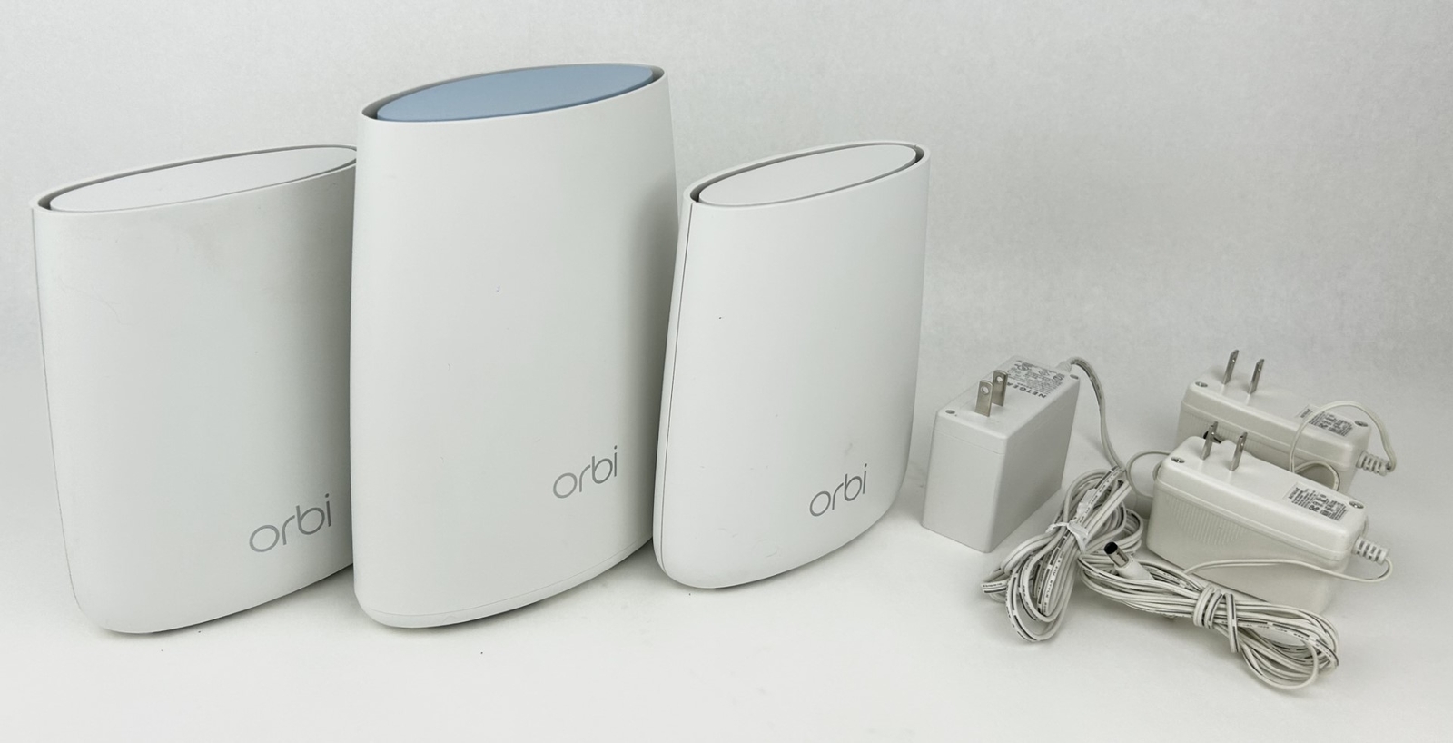 NETGEAR Orbi AC2200 Tri-Band Mesh Wi-Fi System (3-pack) - White - U