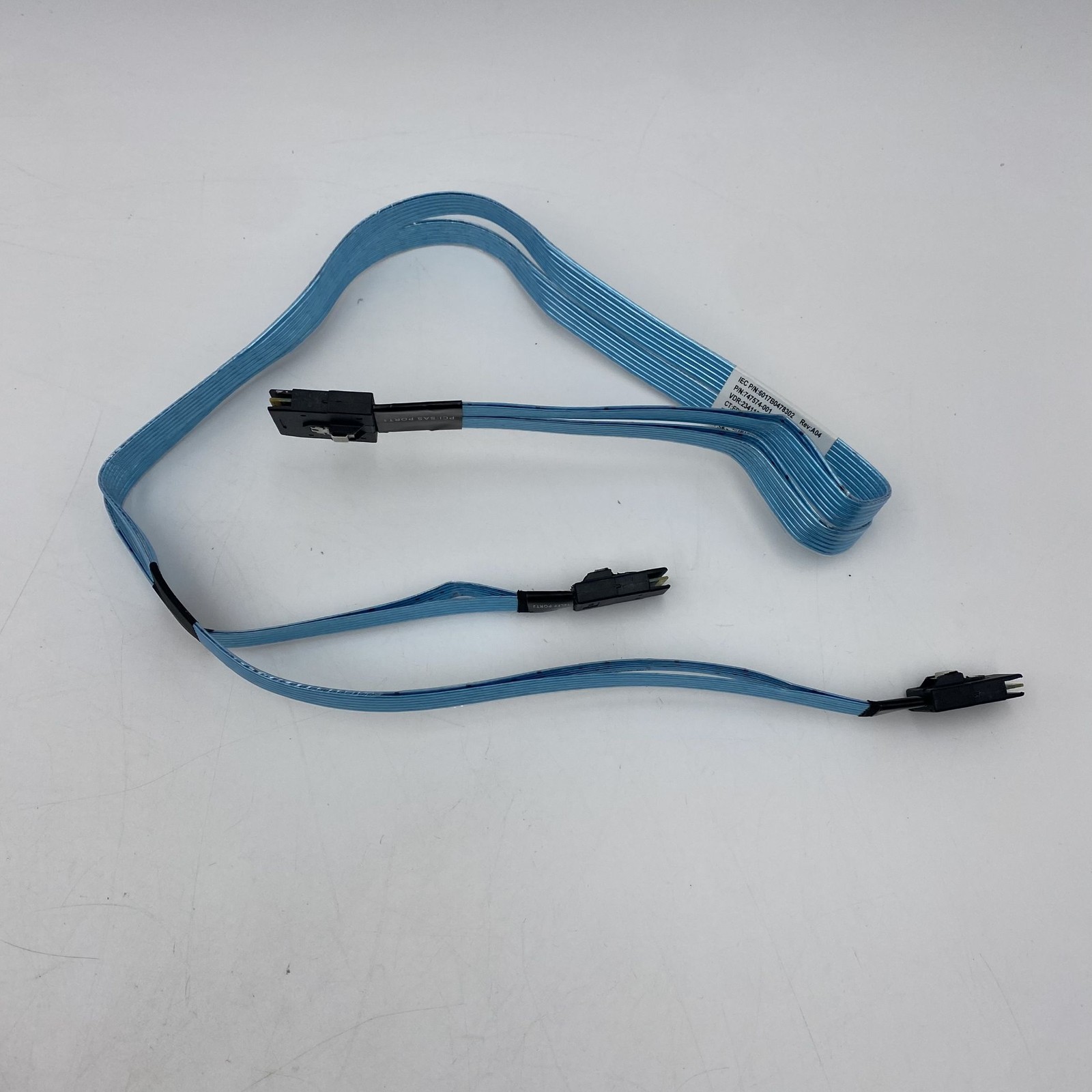 HP WIDE SAS TO DUAL MINI SAS CABLE FOR DL380 G9 747574-001